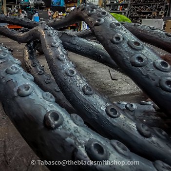 Tentacle Fire pit-1