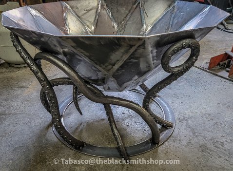 Tentacle Fire pit-4