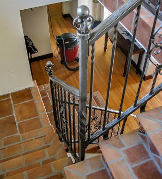 V-indoor-upstairs- 2009-10