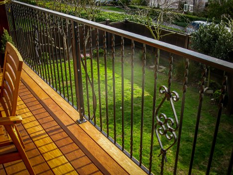 V- Outdoor Rail- 2010-12