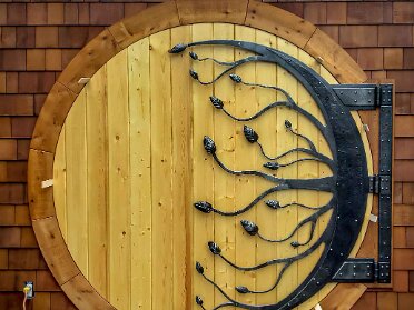 Hobbit door