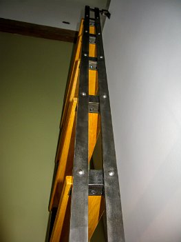 Guy Ladder - 2010-8
