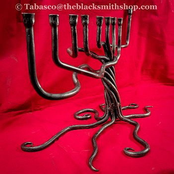 Menorah-Nov-22-54
